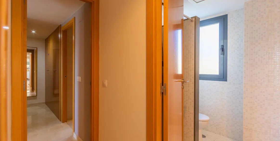 Sale of penthouse in Casares Playa 56