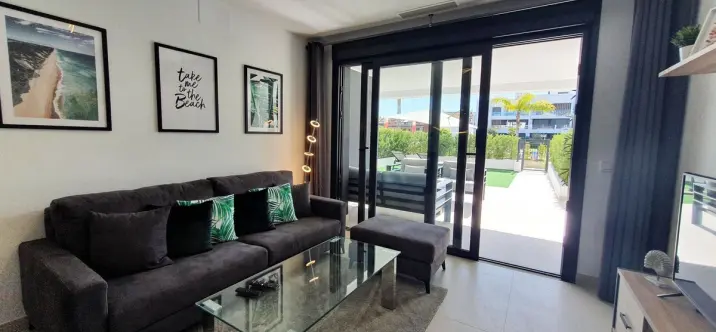 Sale of ground floor apartment in Bel Air 4