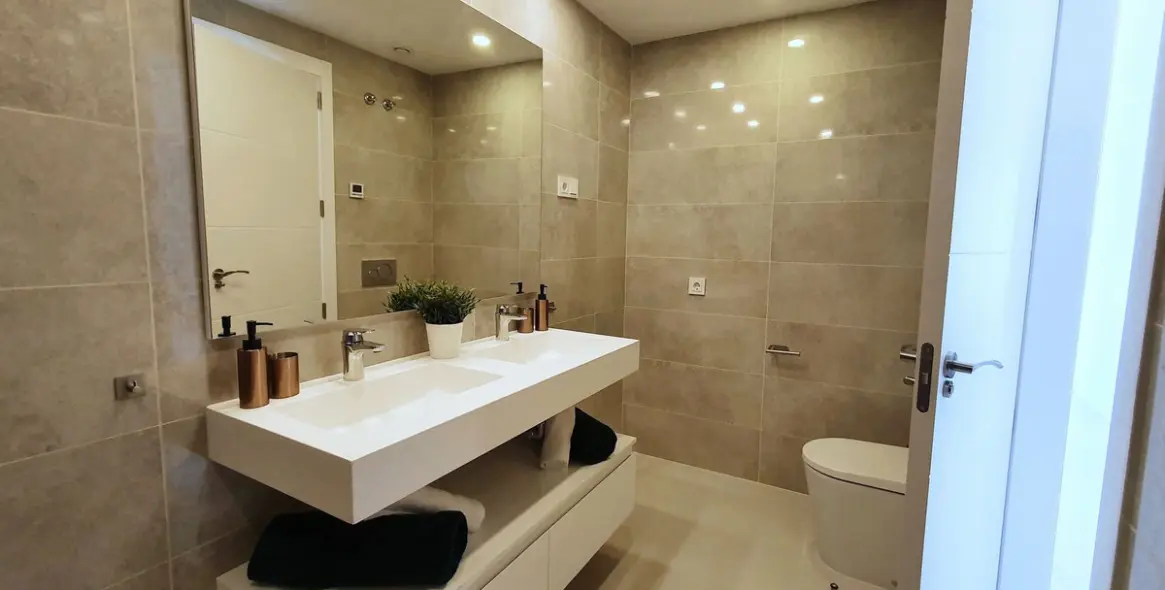 Sale of ground floor apartment in Bel Air 12