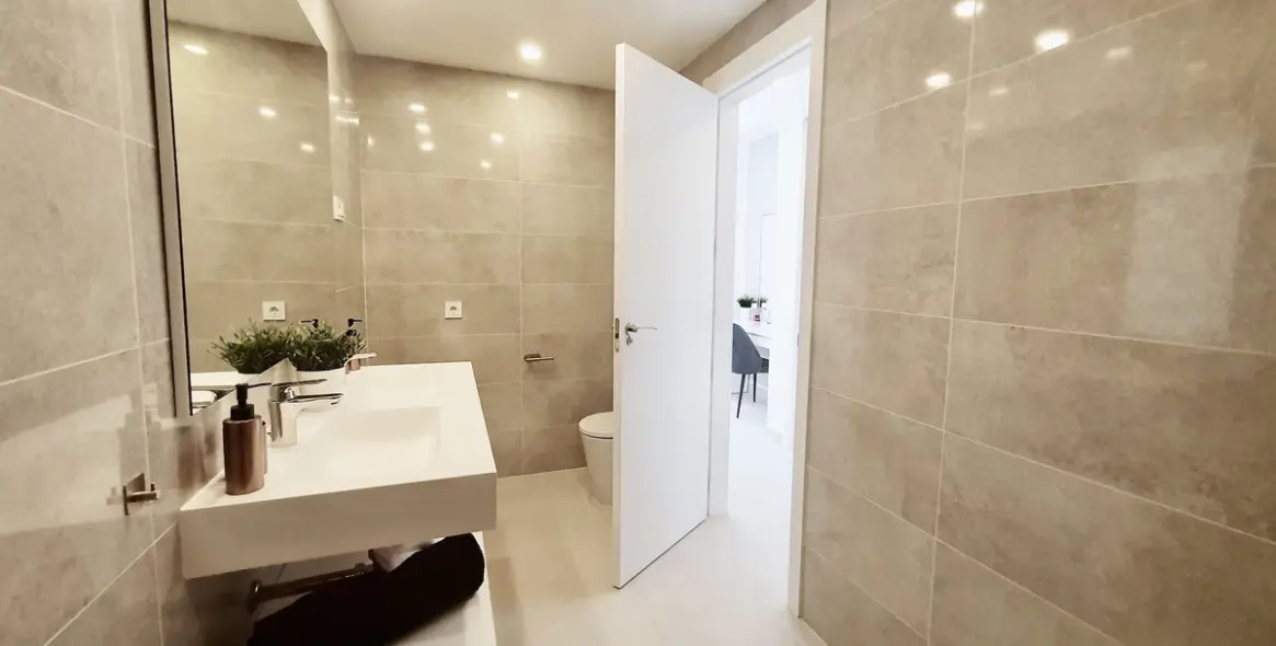 Sale of ground floor apartment in Bel Air 14