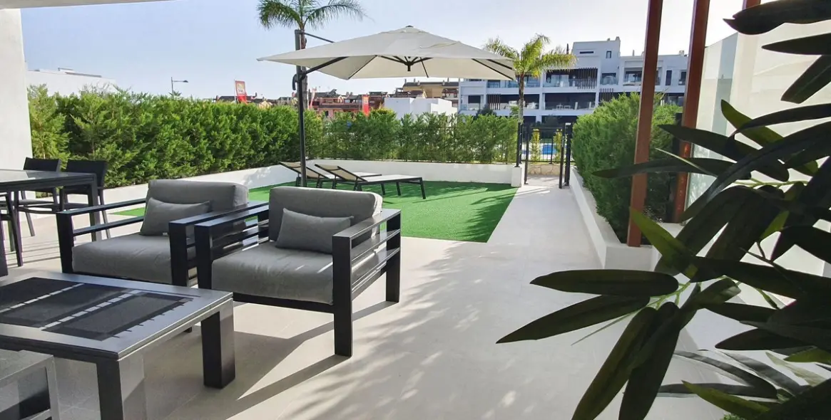 Продажа апартаментов на первом этаже в Bel Air 27