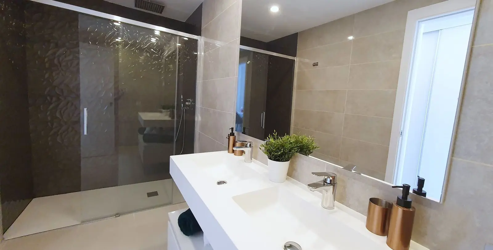 Venta de apartamento en planta baja en Bel Air 22