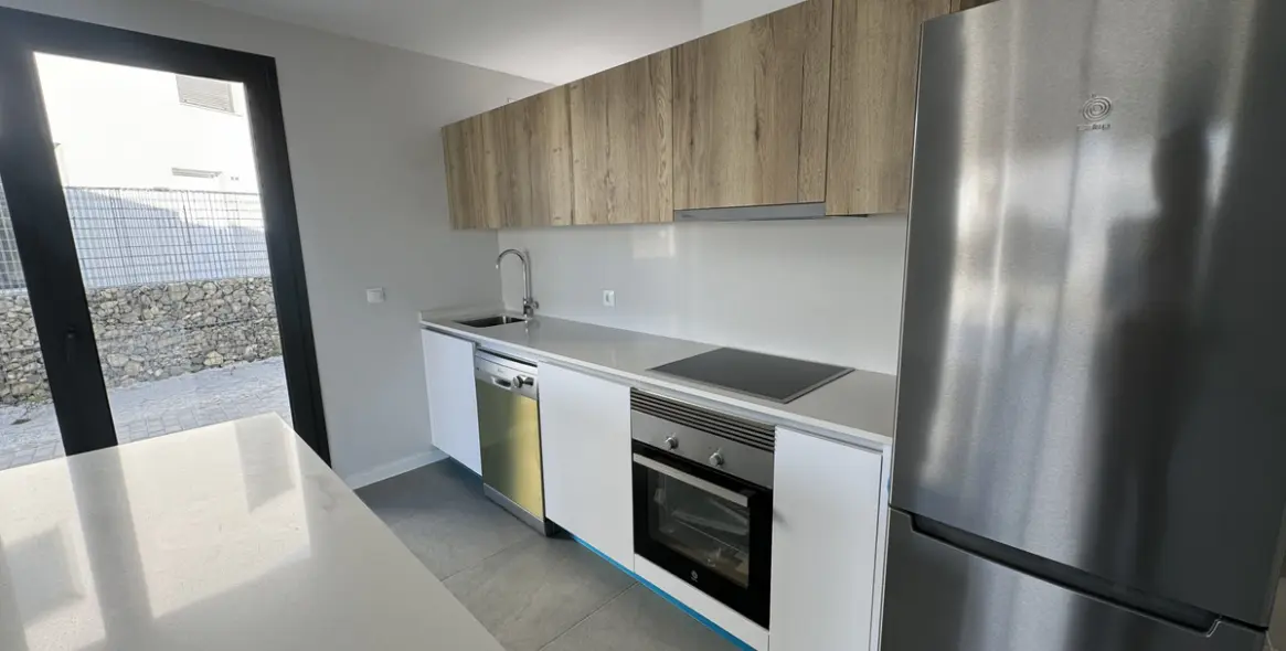 Продажа дома на две семьи в Riviera del Sol 5