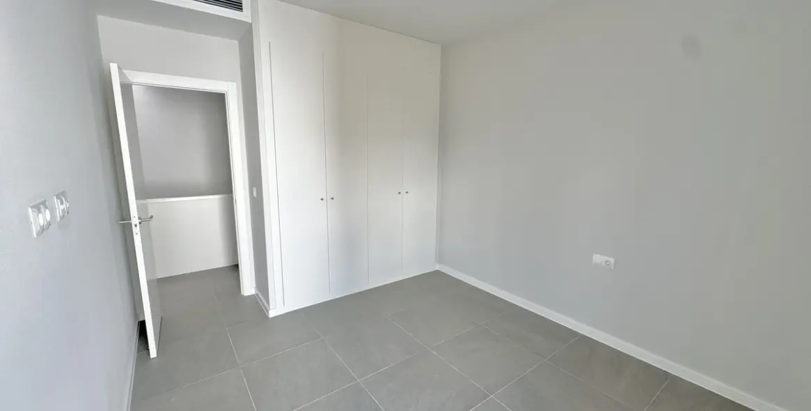 Продажа дома на две семьи в Riviera del Sol 10