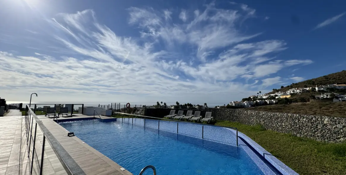 Продажа дома на две семьи в Riviera del Sol 13