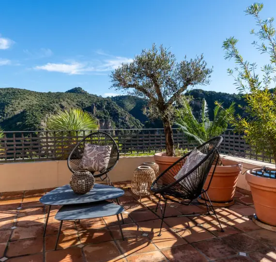 Sale of townhouse in Benahavís