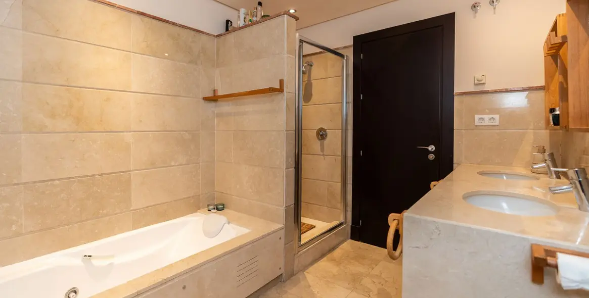 Продажа таунхауса в Benahavís 27