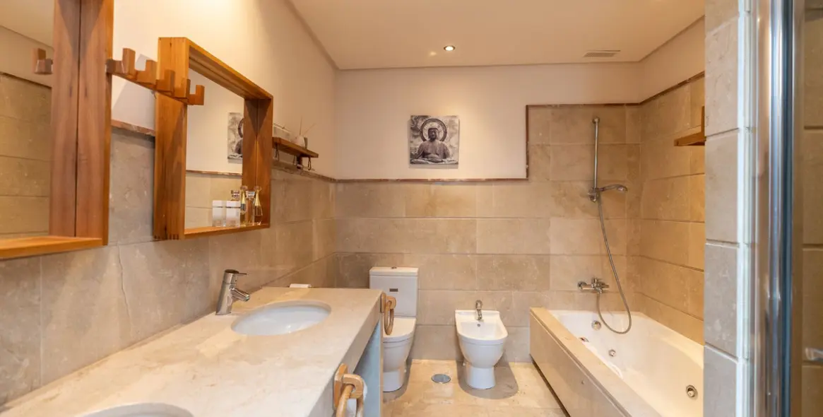 Продажа таунхауса в Benahavís 28