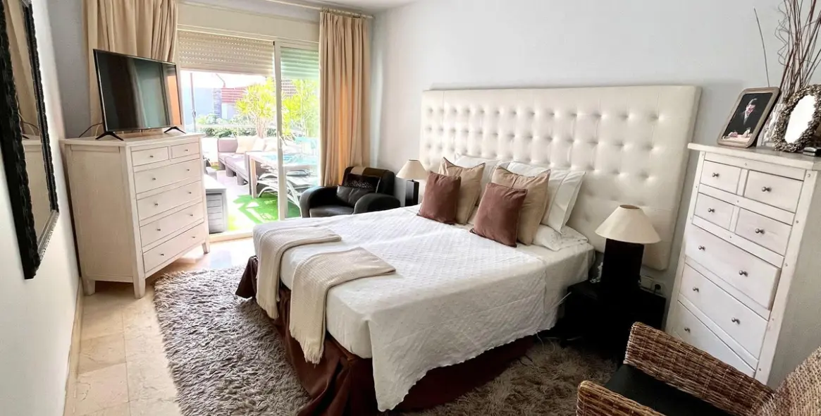 Продажа апартаментов на среднем этаже в Río Real 1