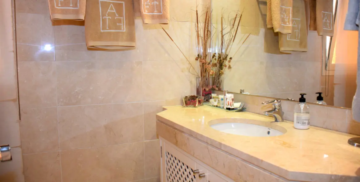 Продажа апартаментов на среднем этаже в Río Real 4