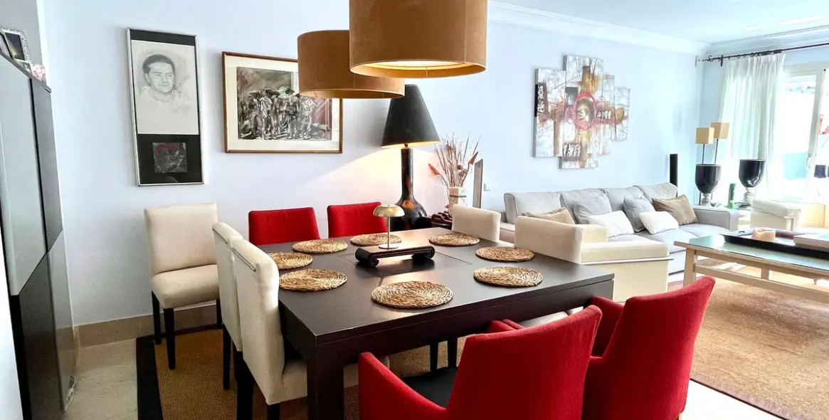 Продажа апартаментов на среднем этаже в Río Real 6