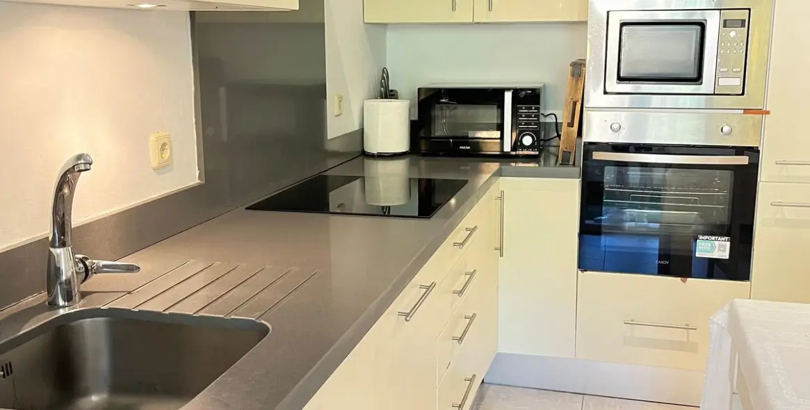 Продажа апартаментов на среднем этаже в Río Real 14