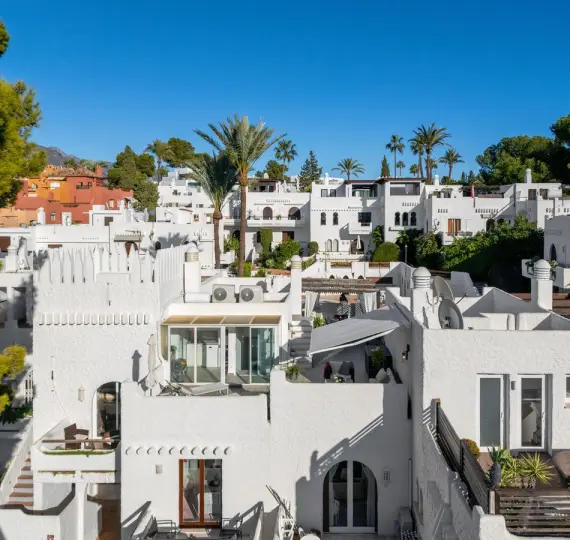 Venta de adosado en Nueva Andalucía