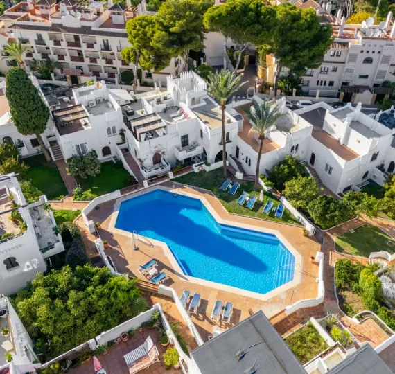 Venta de adosado en Nueva Andalucía