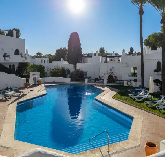 Venta de adosado en Nueva Andalucía