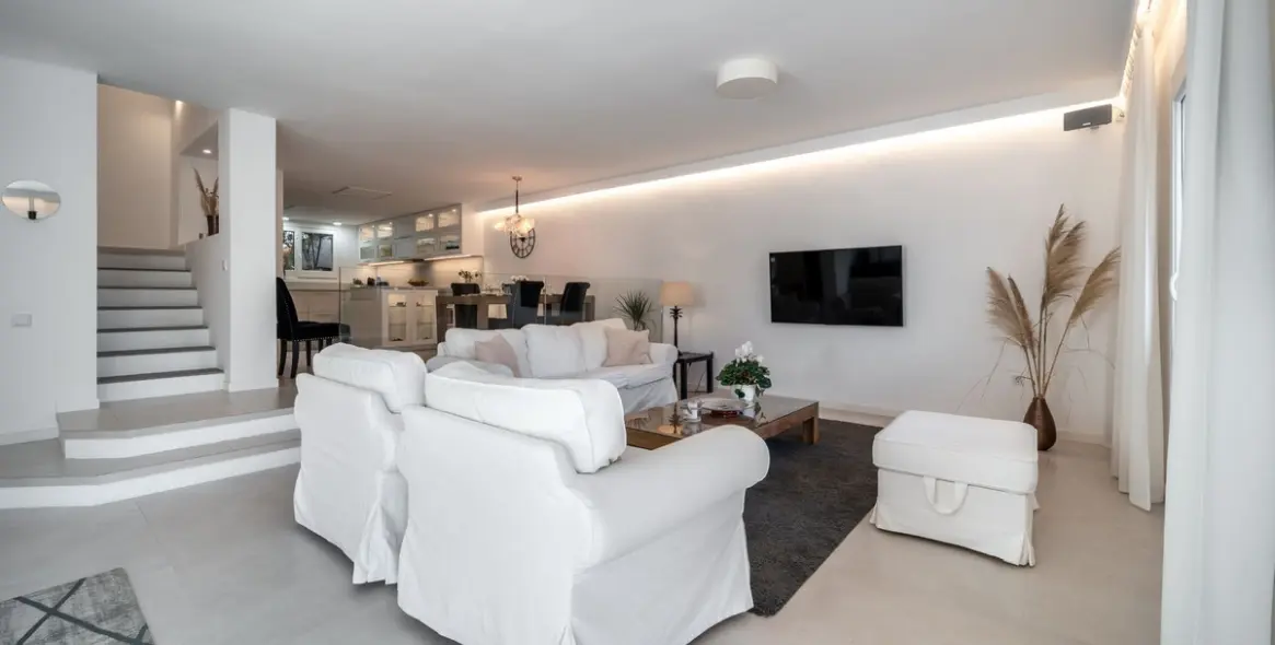 Продажа таунхауса в Nueva Andalucía 15