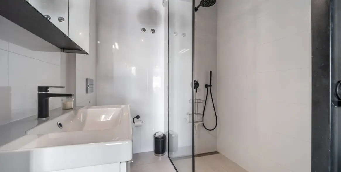 Sale of semi-detached house in Marbella 24