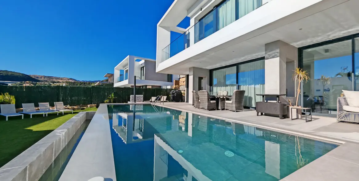 Sale of detached villa in Valle Romano 1