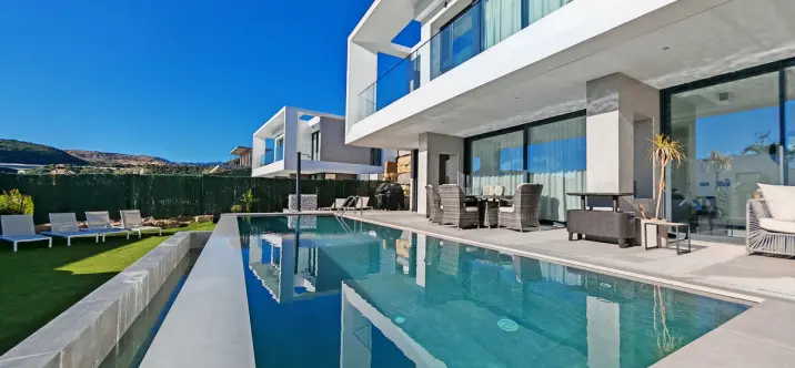 Sale of detached villa in Valle Romano 0