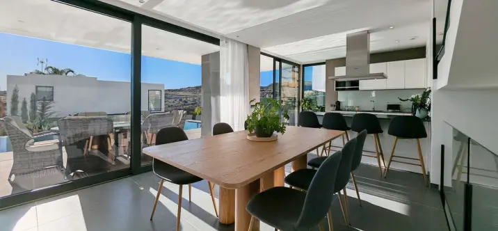 Sale of detached villa in Valle Romano 2