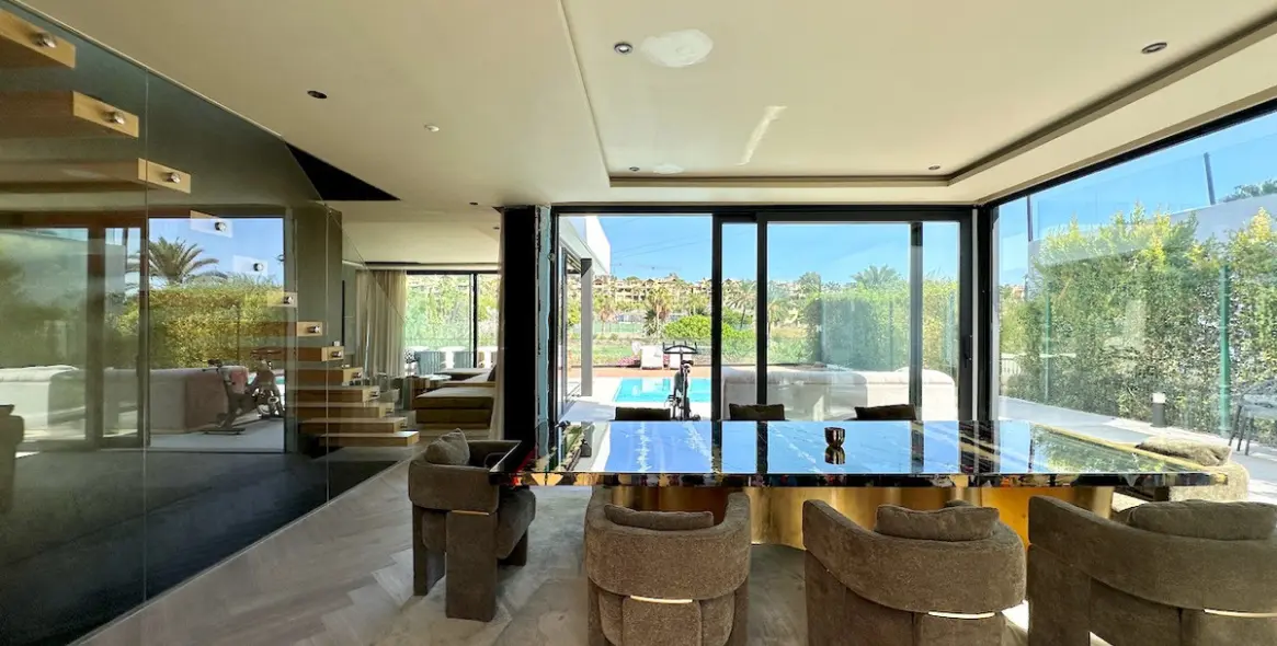 Venta de villa independiente en Estepona 5