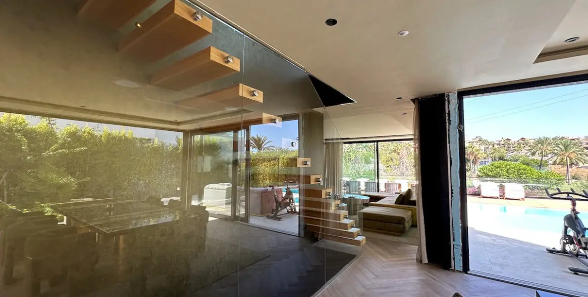 Venta de villa independiente en Estepona 12