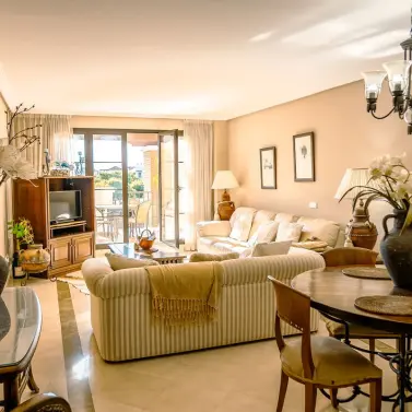 Sale of penthouse in Los Arqueros