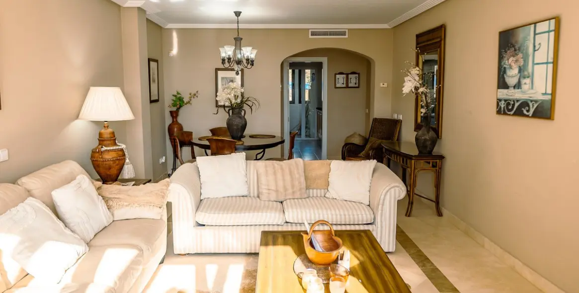 Sale of penthouse in Los Arqueros 4