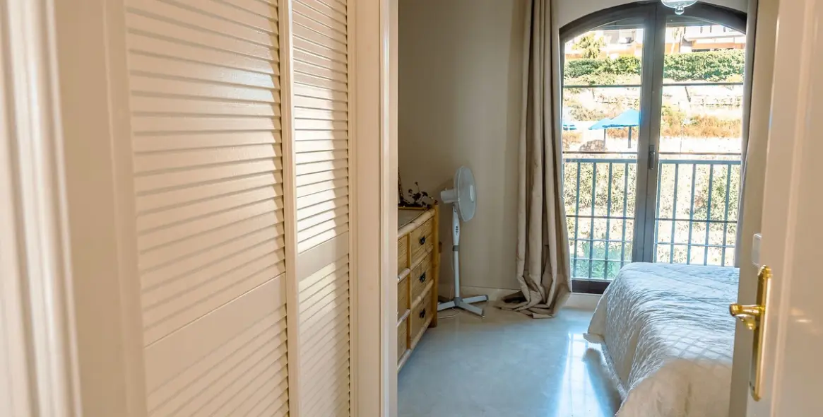 Sale of penthouse in Los Arqueros 10