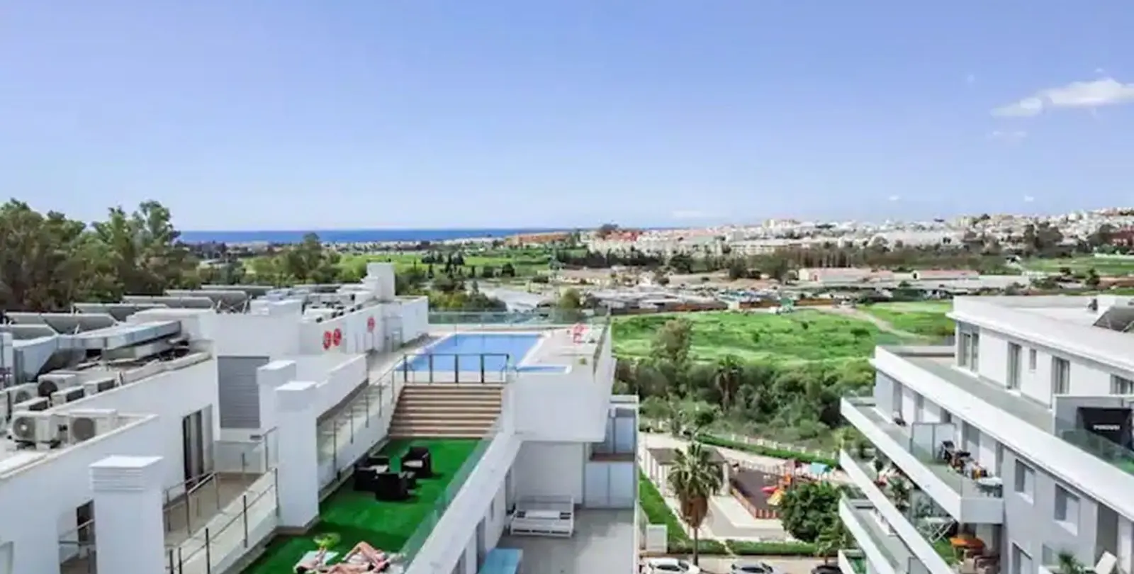 Продажа апартаментов на среднем этаже в Nueva Andalucía 22