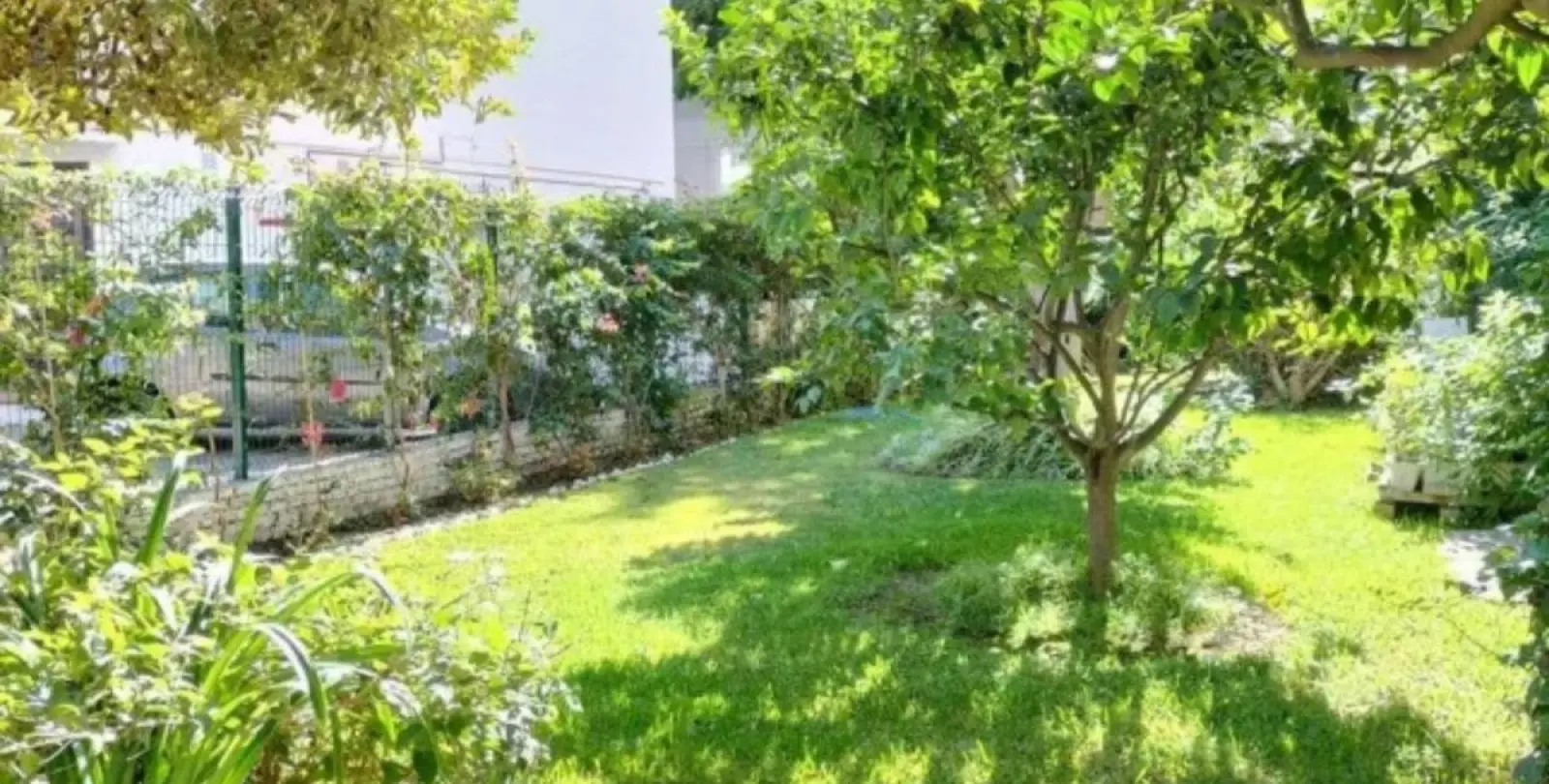 Sale of middle floor apartment in Marbella 14
