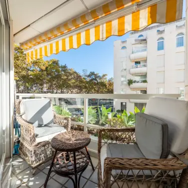 Sale of middle floor apartment in Marbella