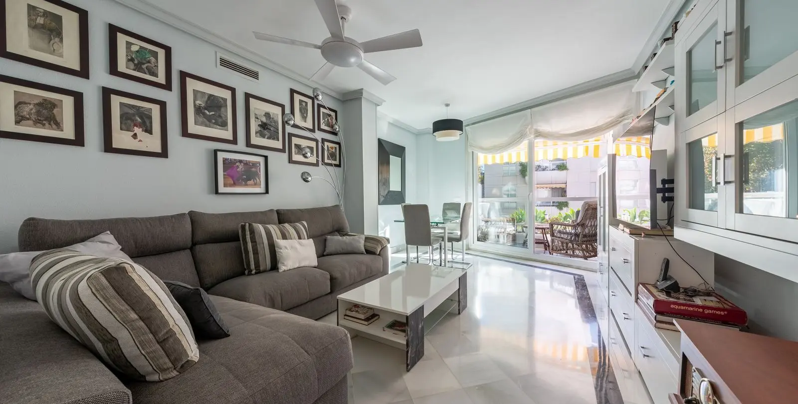 Venta de apartamento en planta media en Marbella 2