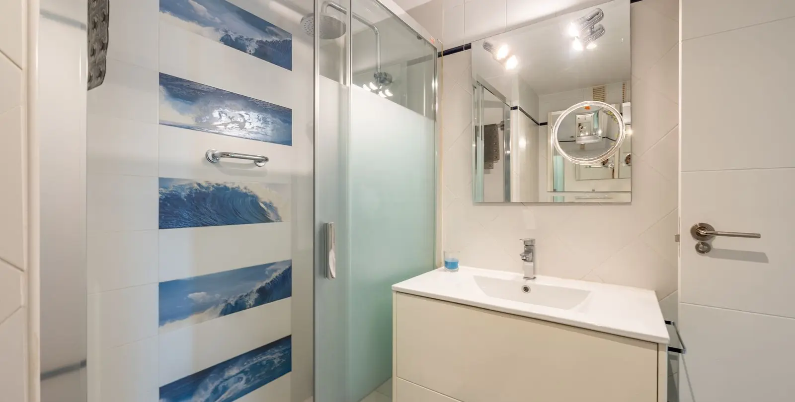 Venta de apartamento en planta media en Marbella 18