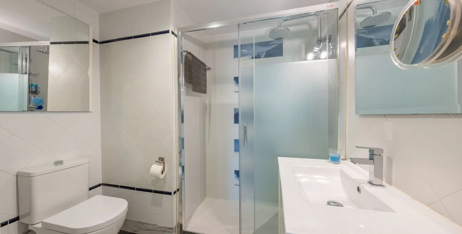 Venta de apartamento en planta media en Marbella 19