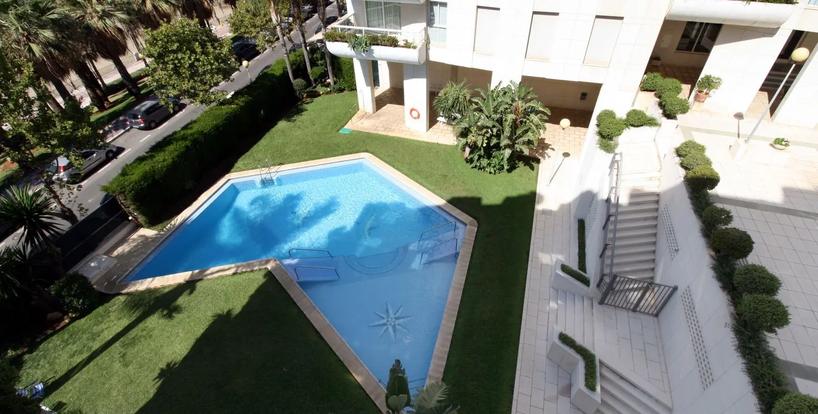 Venta de apartamento en planta media en Marbella 21