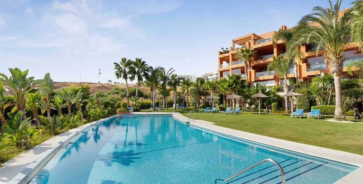 Продажа апартаментов на первом этаже в Los Flamingos 3