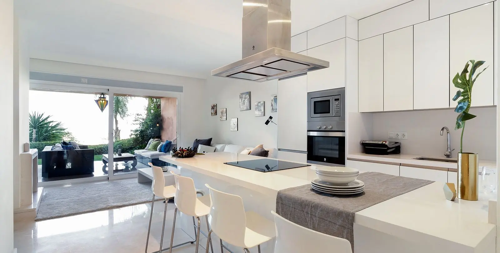 Venta de apartamento en planta baja en Los Flamingos 7
