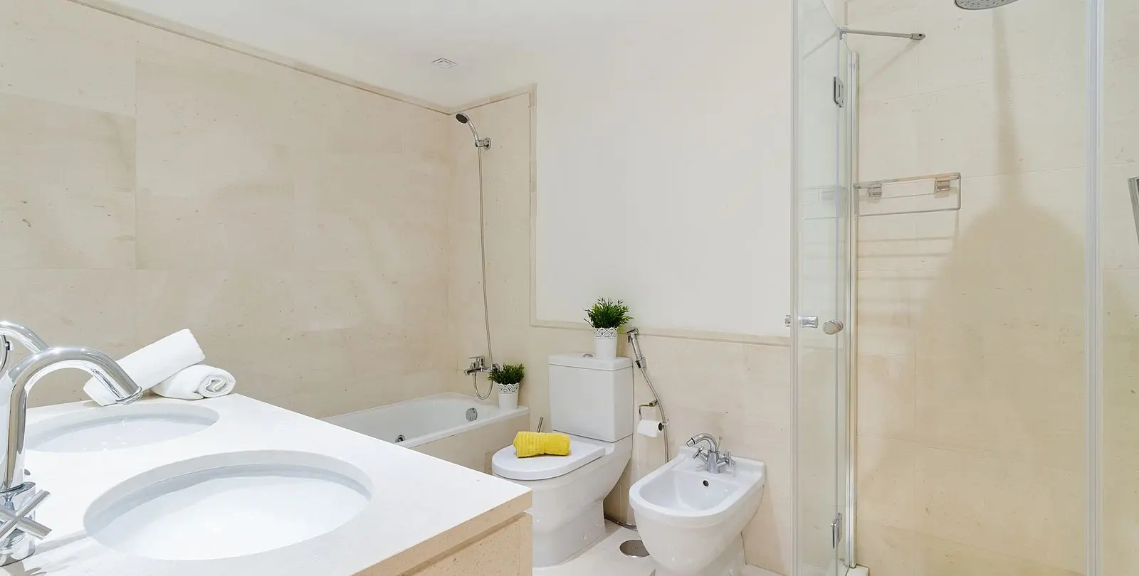 Venta de apartamento en planta baja en Los Flamingos 19