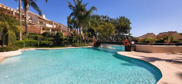 Venta de apartamento en planta baja en Río Real 0