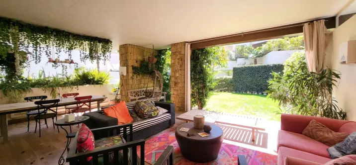 Venta de apartamento en planta baja en Río Real 3