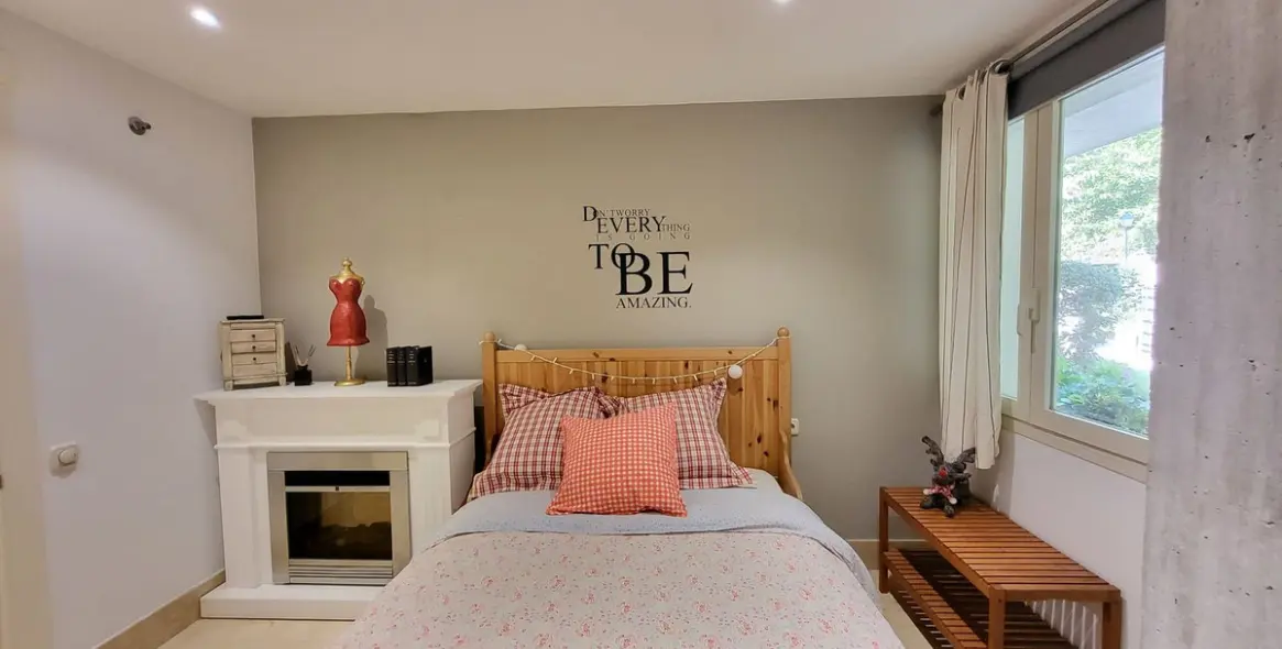 Sale of ground floor apartment in Río Real 25