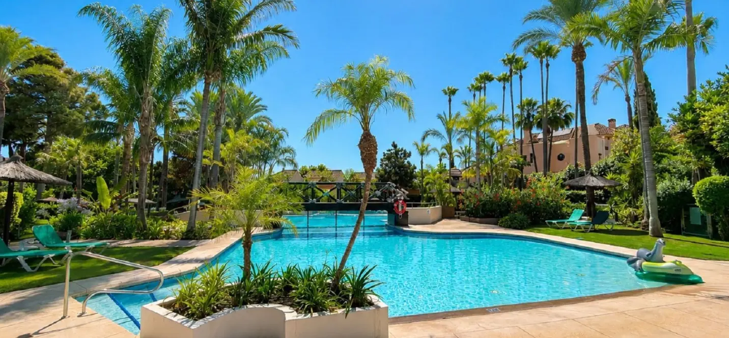 Venta de apartamento en planta baja en Río Real 0
