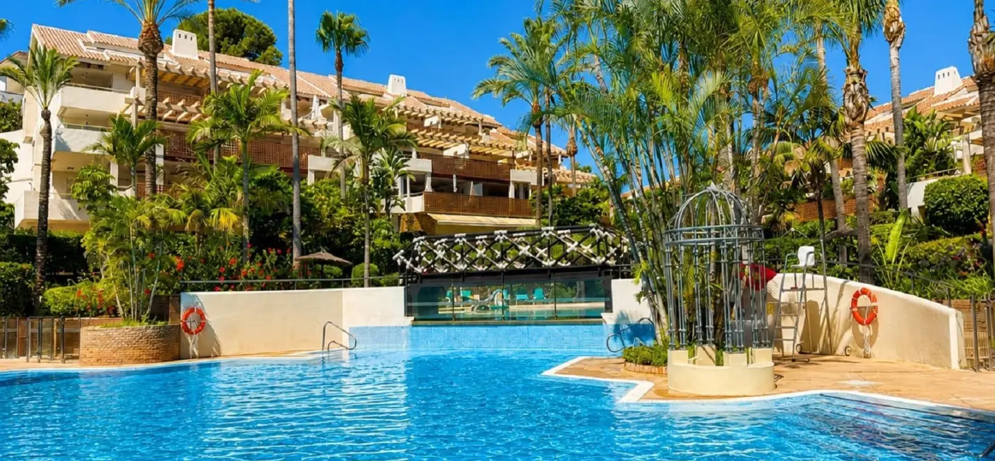 Venta de apartamento en planta baja en Río Real 1
