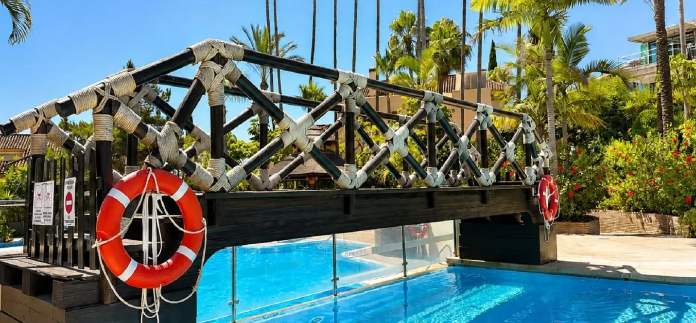 Venta de apartamento en planta baja en Río Real 3