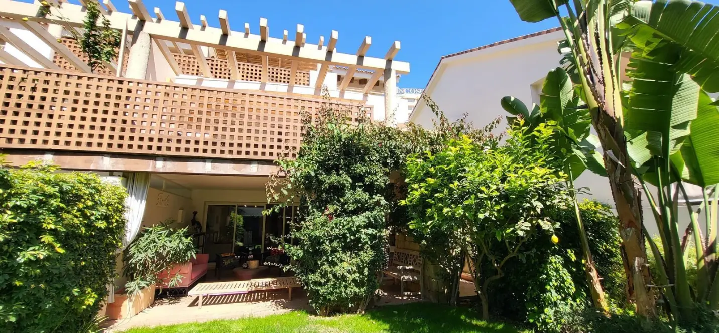 Venta de apartamento en planta baja en Río Real 4