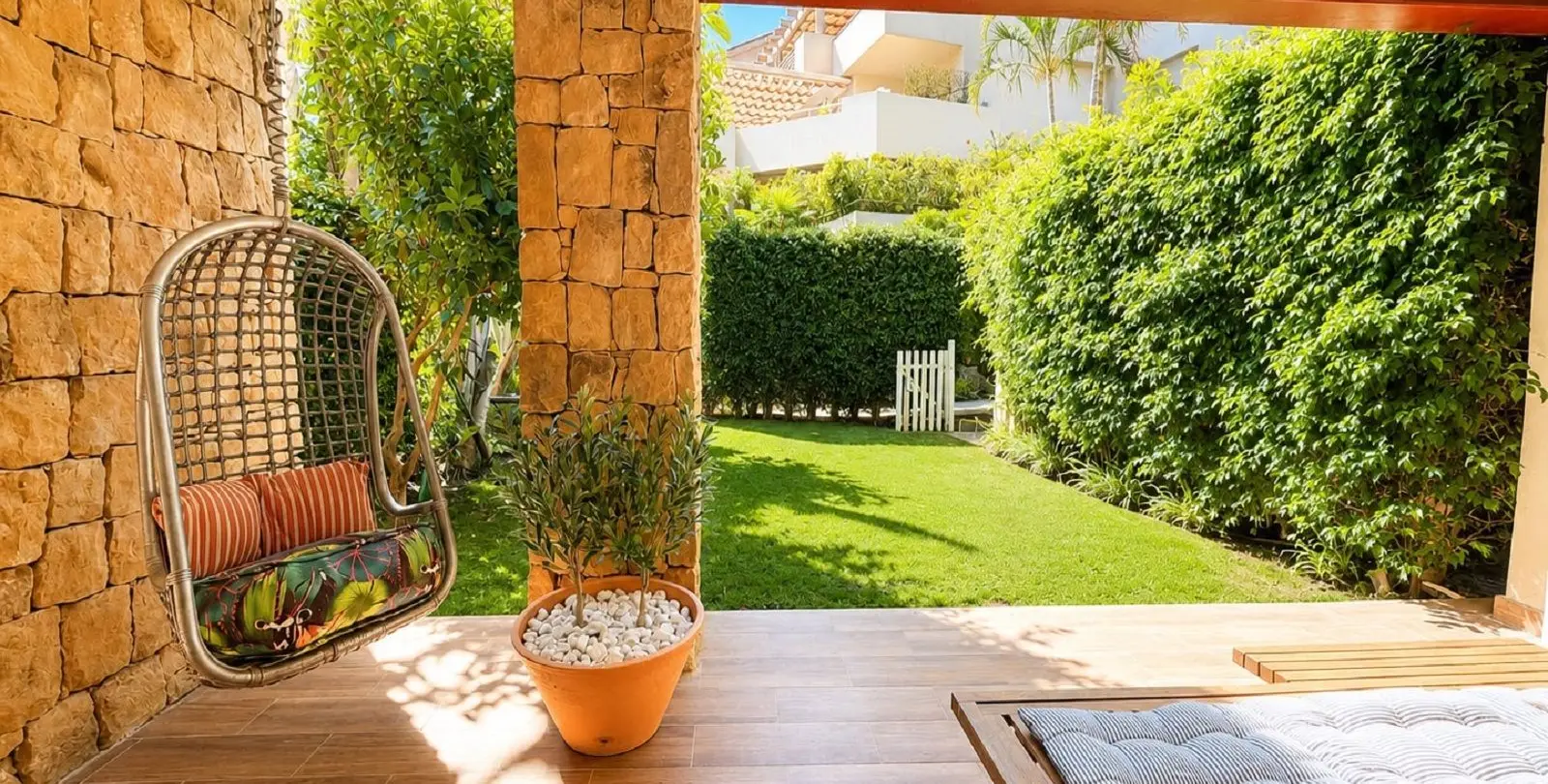 Sale of ground floor apartment in Río Real 17