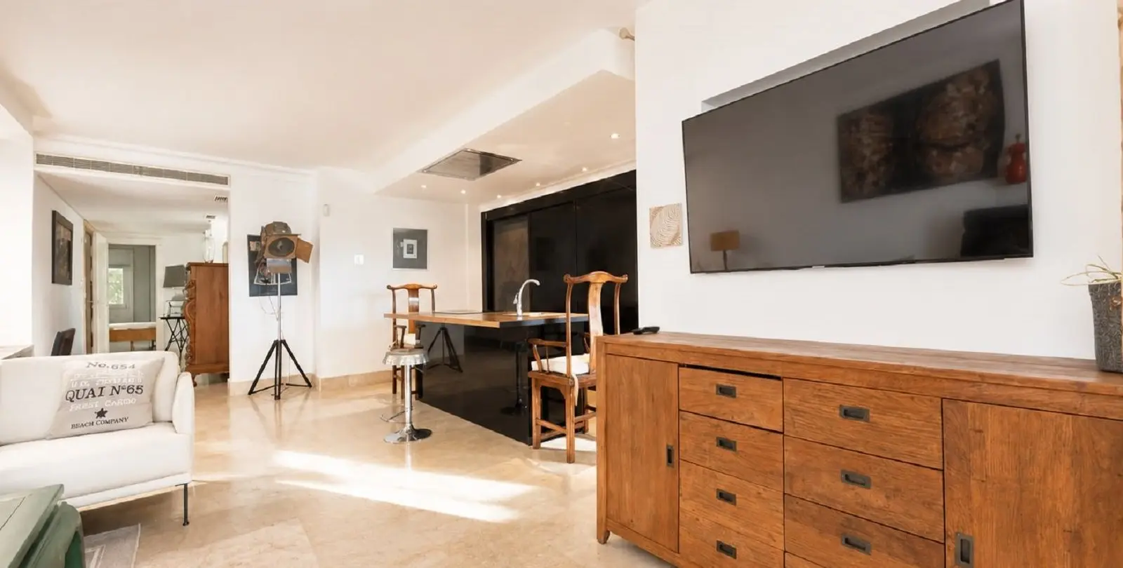 Sale of ground floor apartment in Río Real 24
