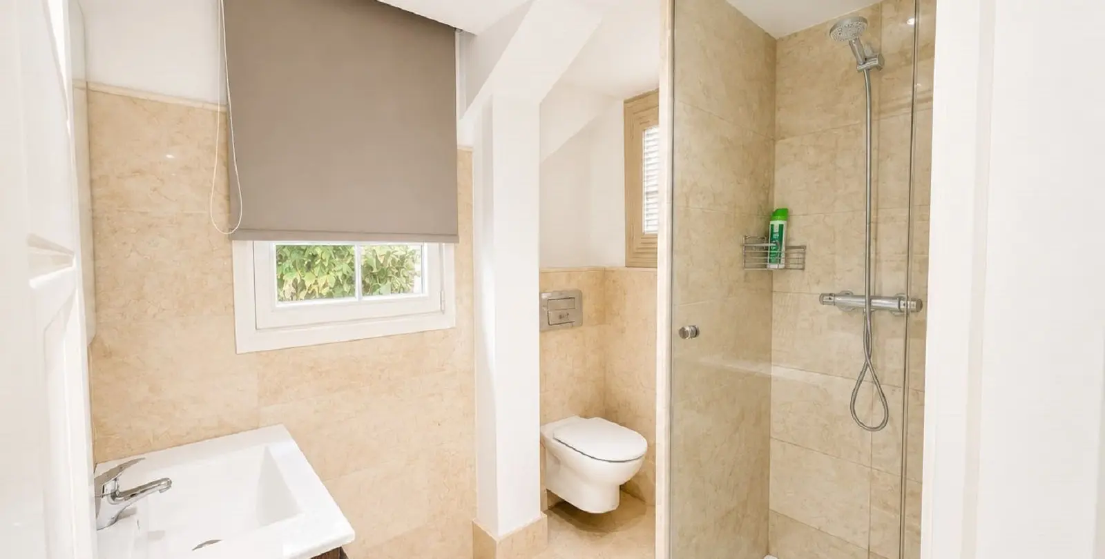 Sale of ground floor apartment in Río Real 38