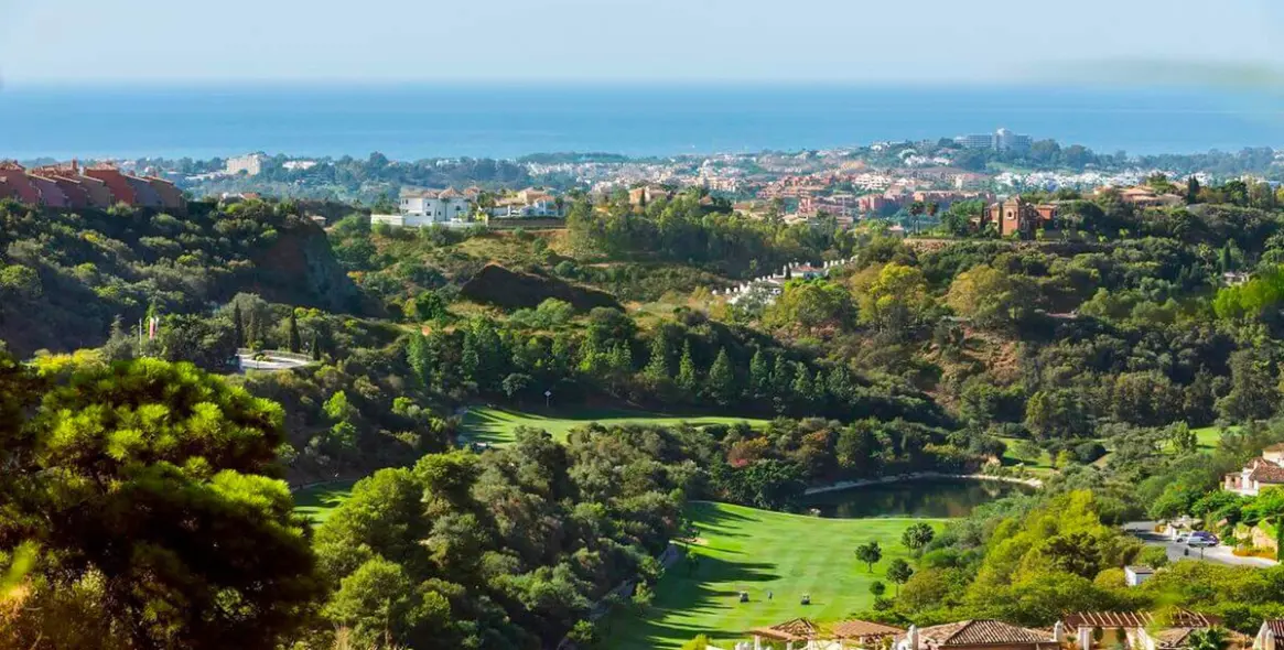 Sale of middle floor apartment in Monte Halcones 1